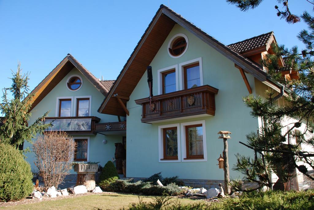 Vysoké Tatry Villa Capri מראה חיצוני תמונה