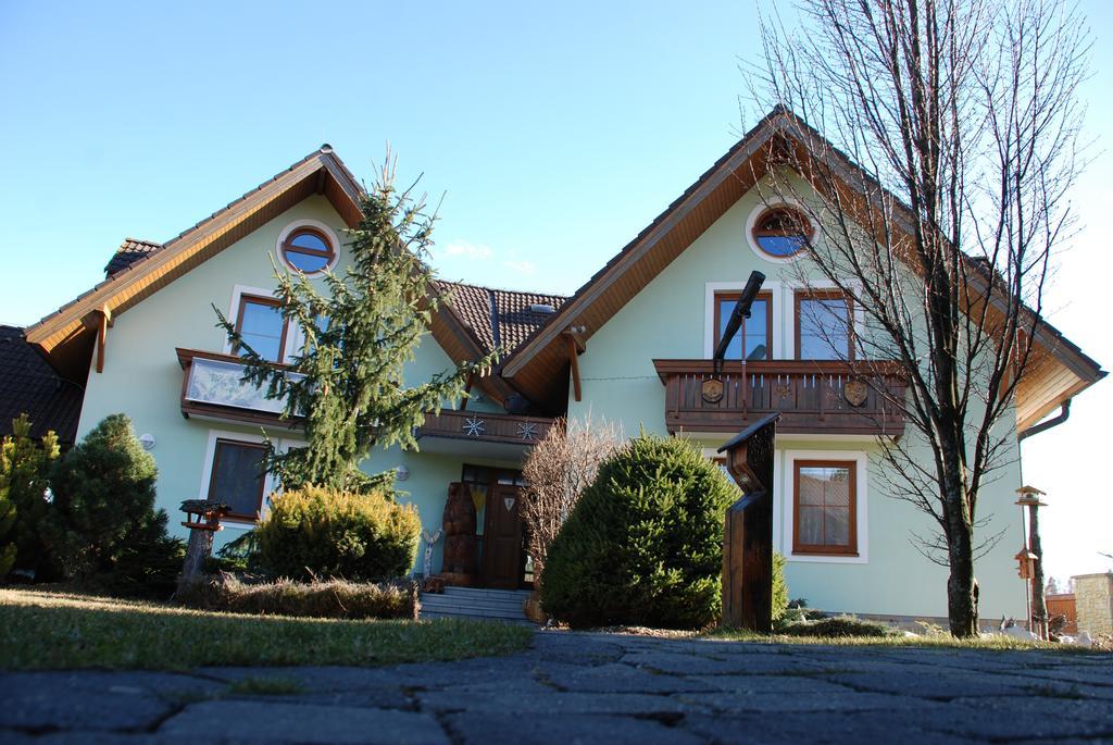 Vysoké Tatry Villa Capri מראה חיצוני תמונה
