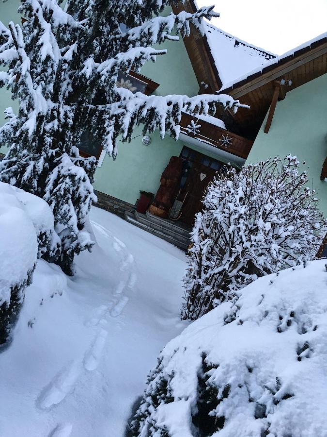 Vysoké Tatry Villa Capri מראה חיצוני תמונה